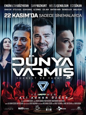 Dünya Varmış posteri